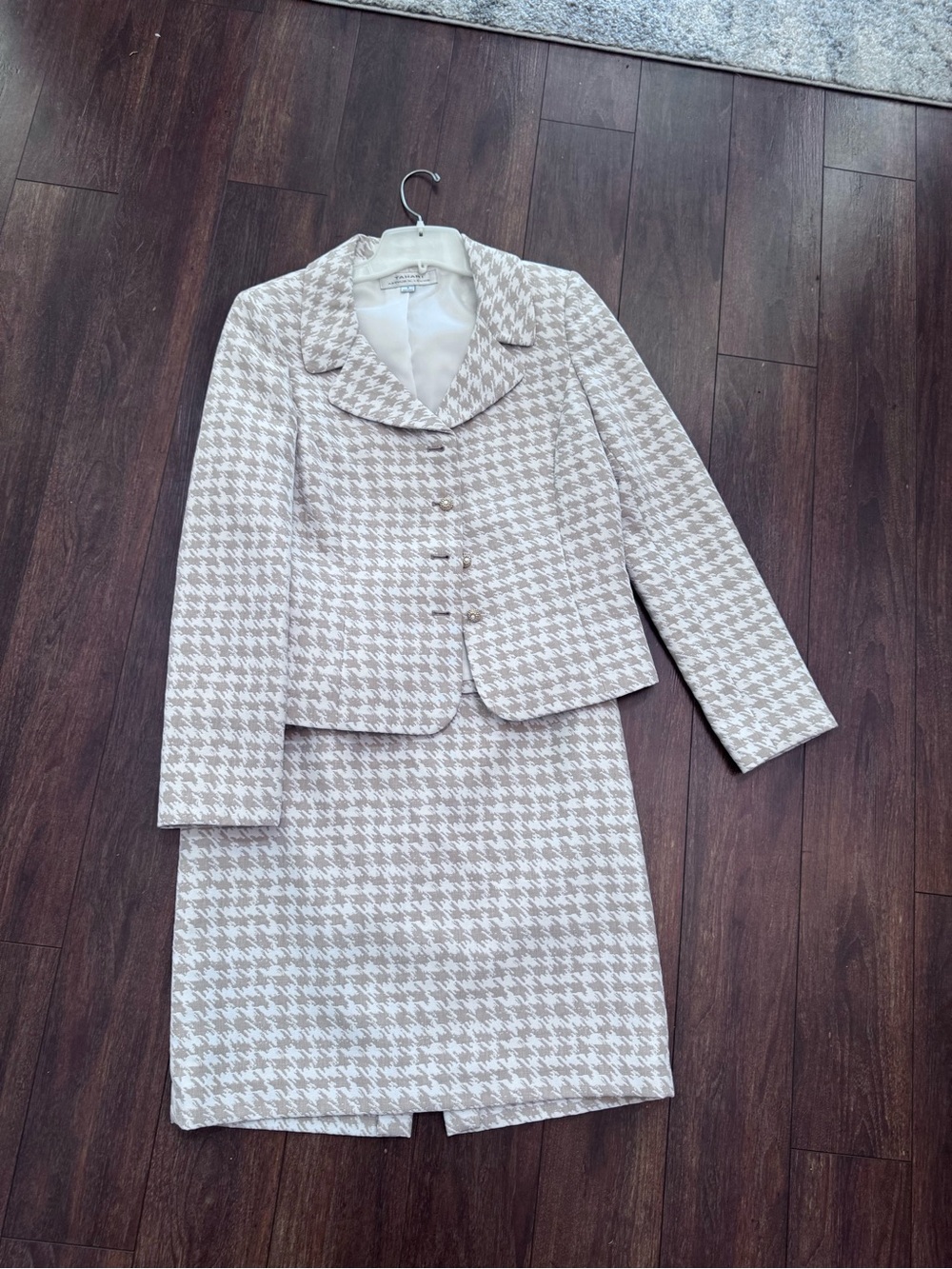 Tahari Cream and Taupe Houndstooth Blazer & Skirt Set